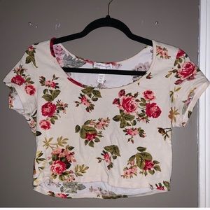 Flower crop top (ON HOLD)